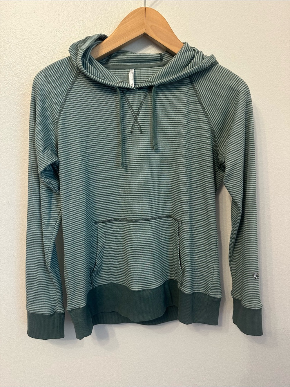 Kuhl‎ Stria Pullover Hooded Lightweight Striped Shirt size small